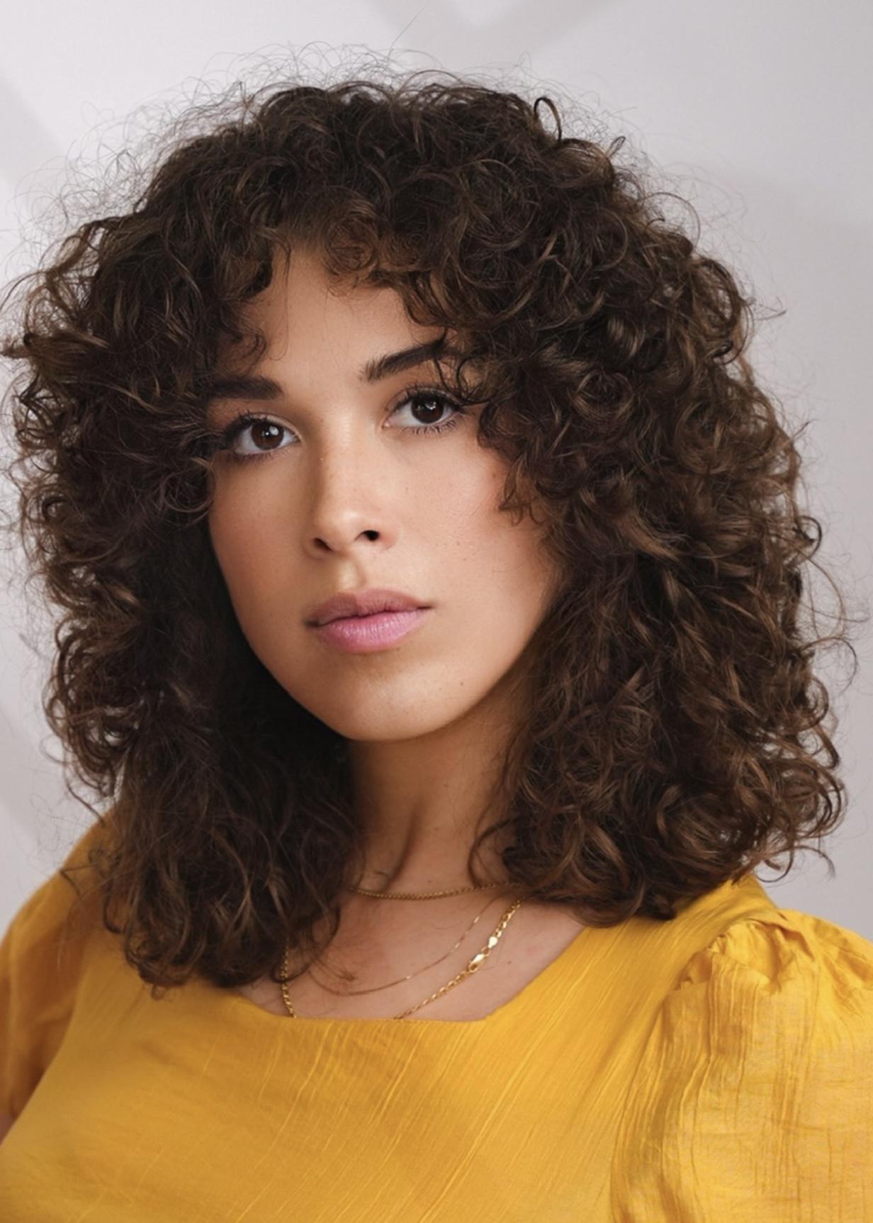 actor Bri Andrews large photo