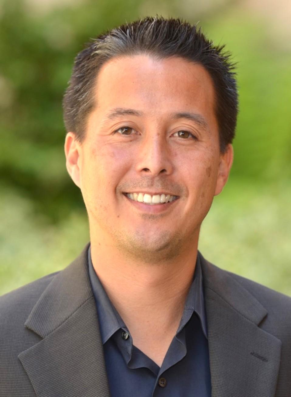 actor Joe Pierre large photo