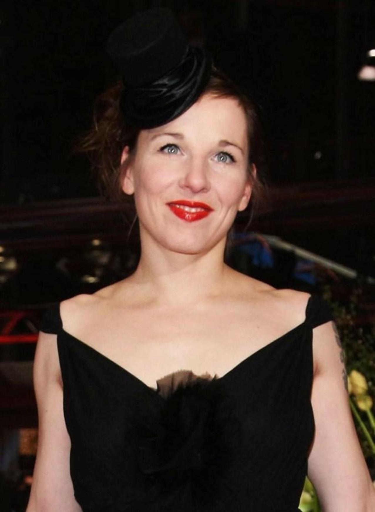 actor Meret Becker large photo