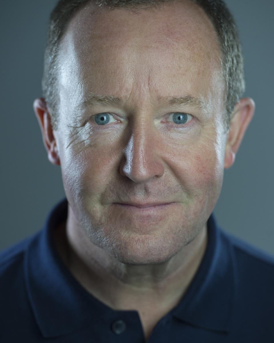 actor Jonathan Watson large photo