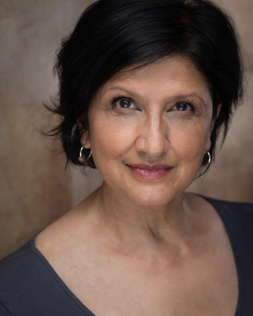 actor Su McLaughlin large photo