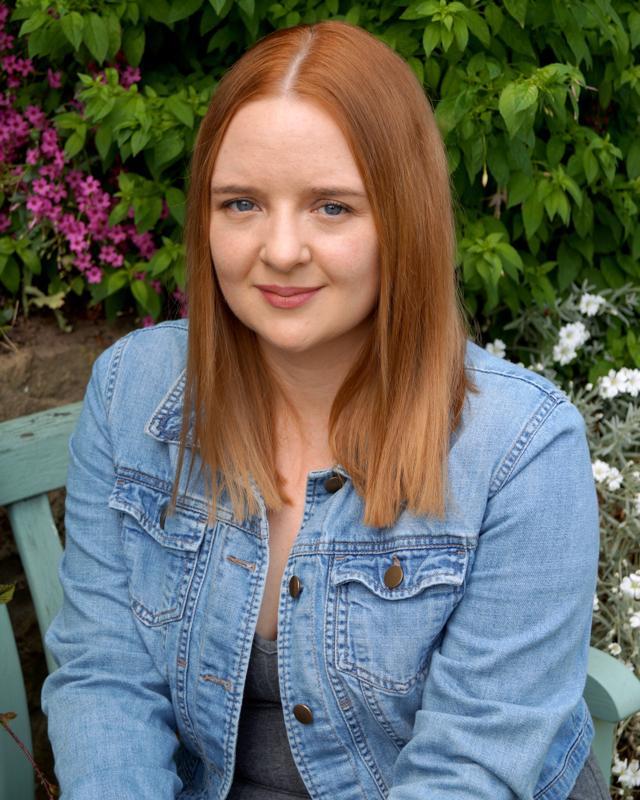 actor Deborah Bartlett large photo