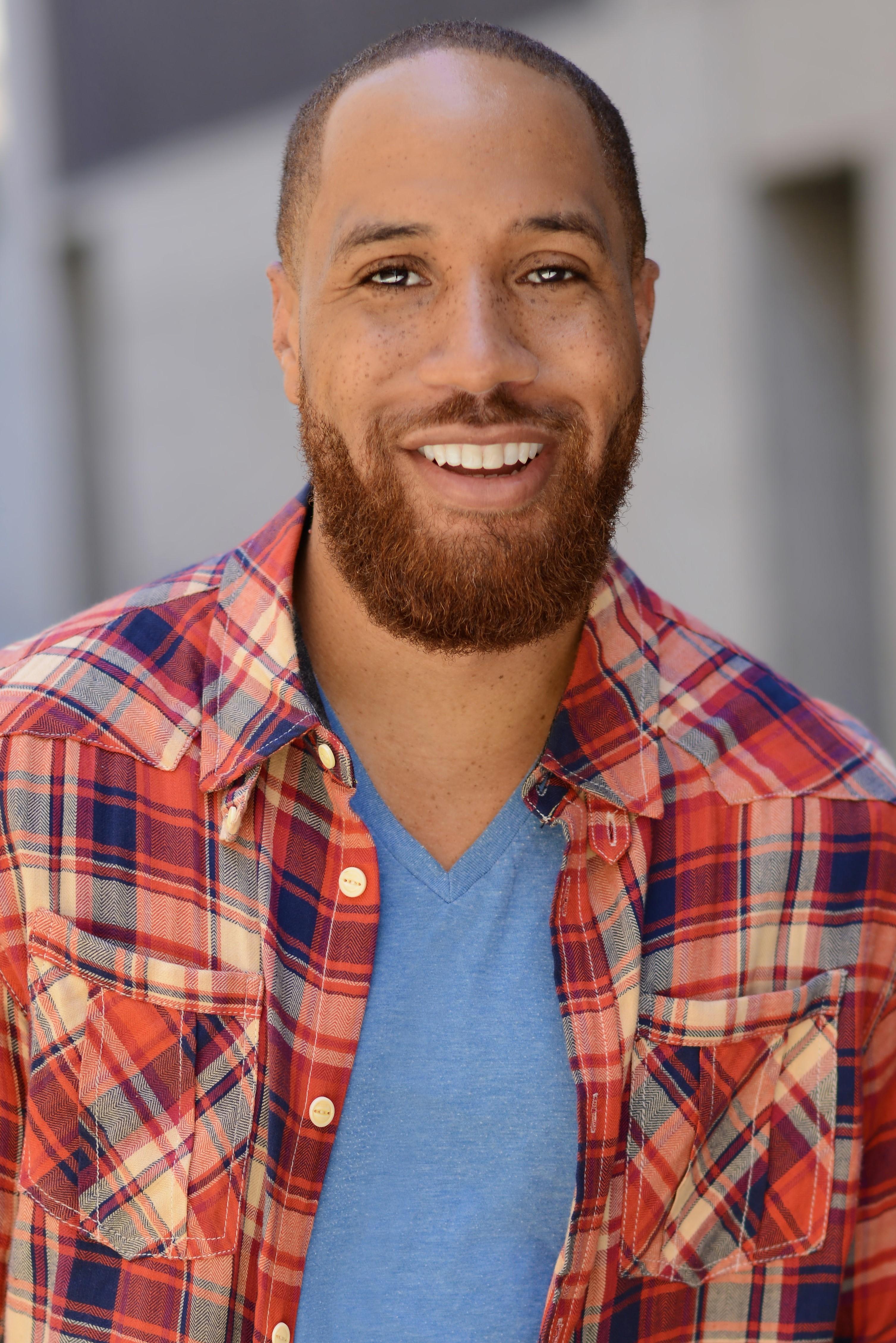 actor Lamar Stewart large photo