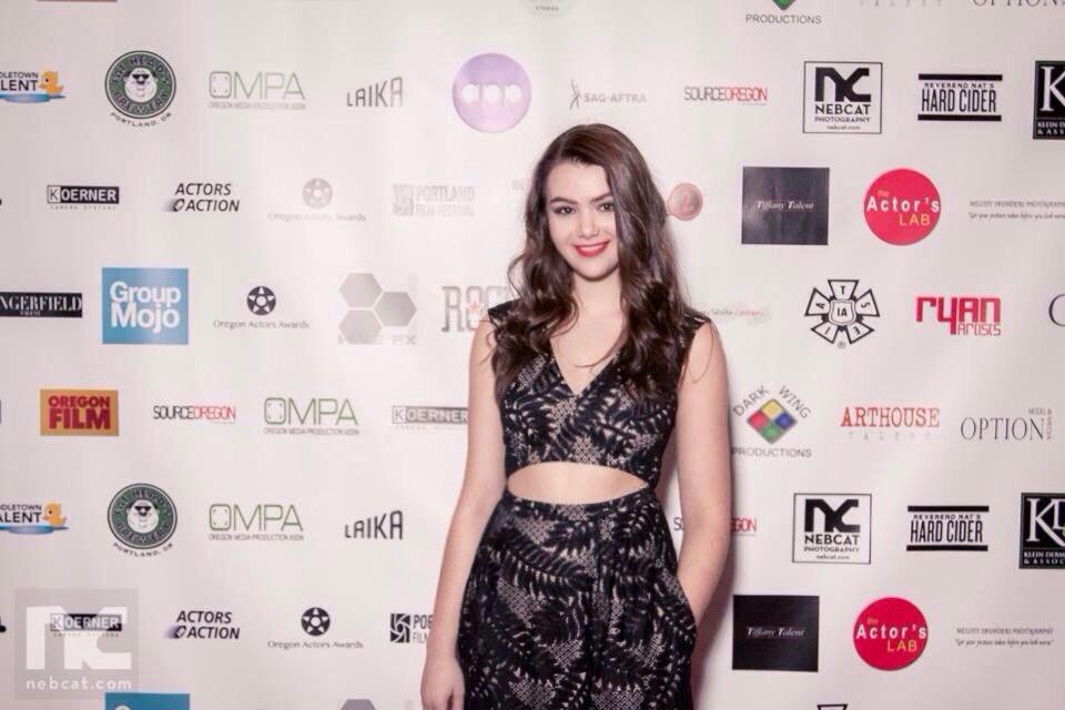 actor Sophie Giberson large photo