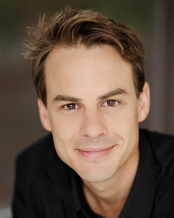 actor Tony Brockman large photo