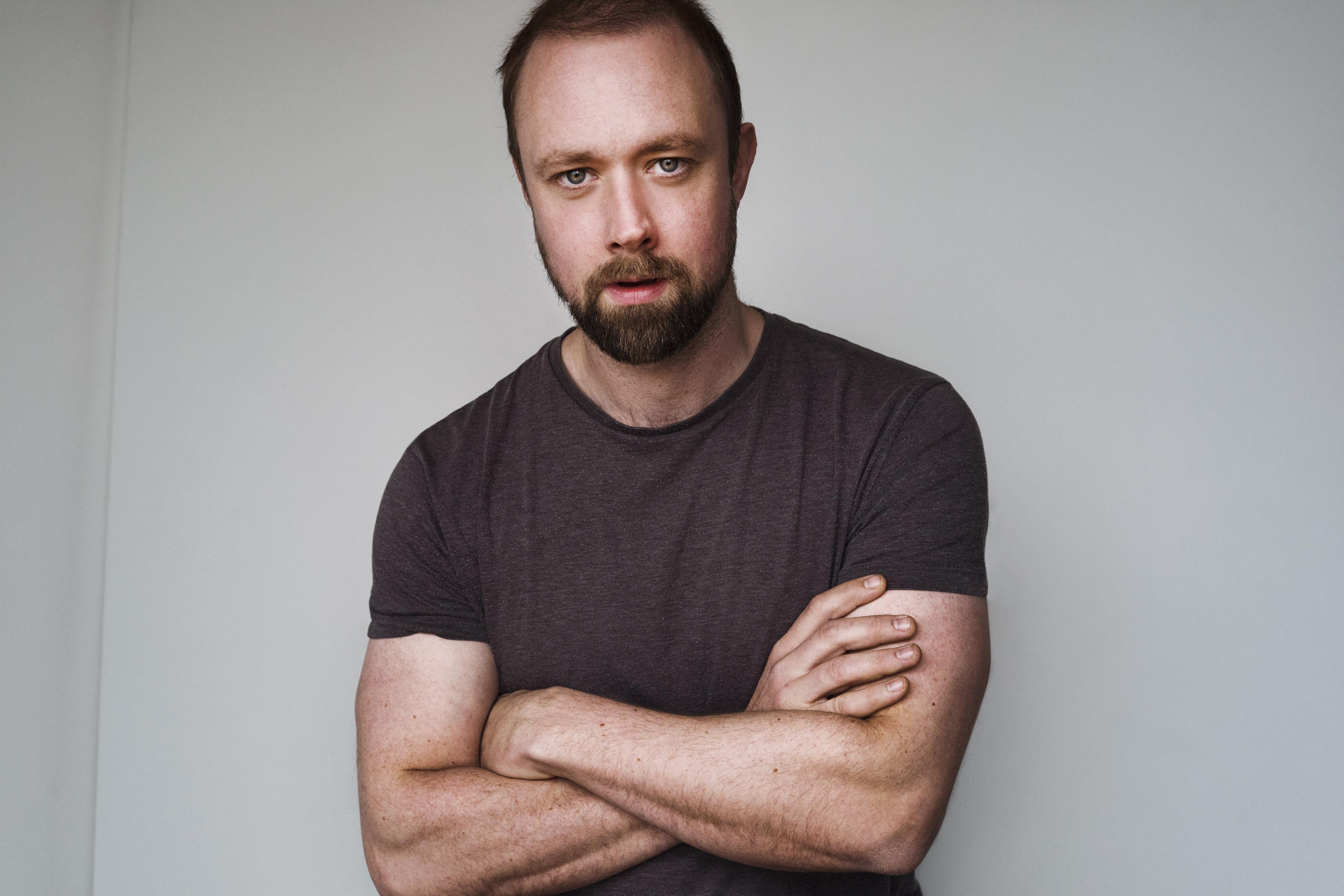 actor Michael Shelford large photo