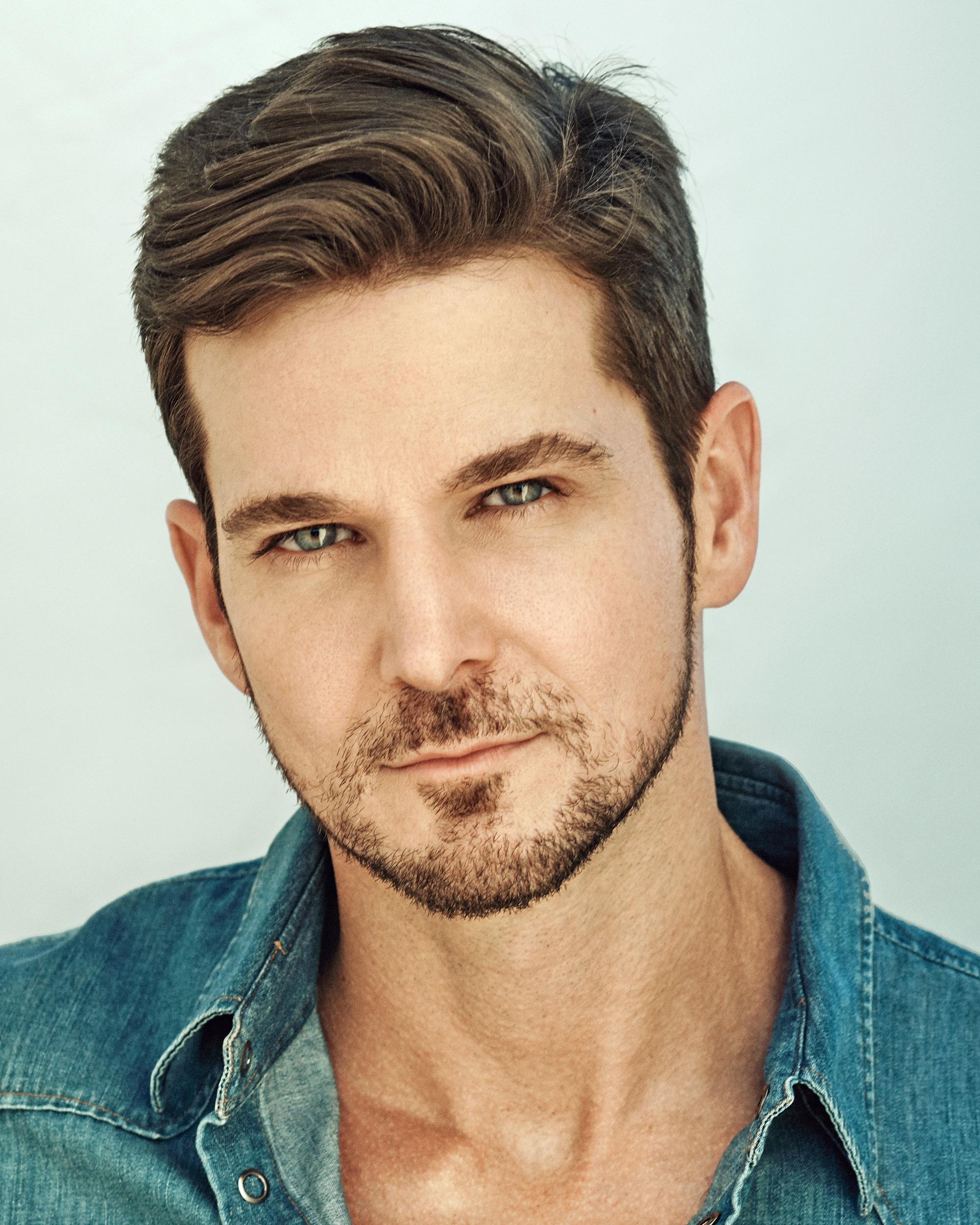 actor John Stevenson large photo