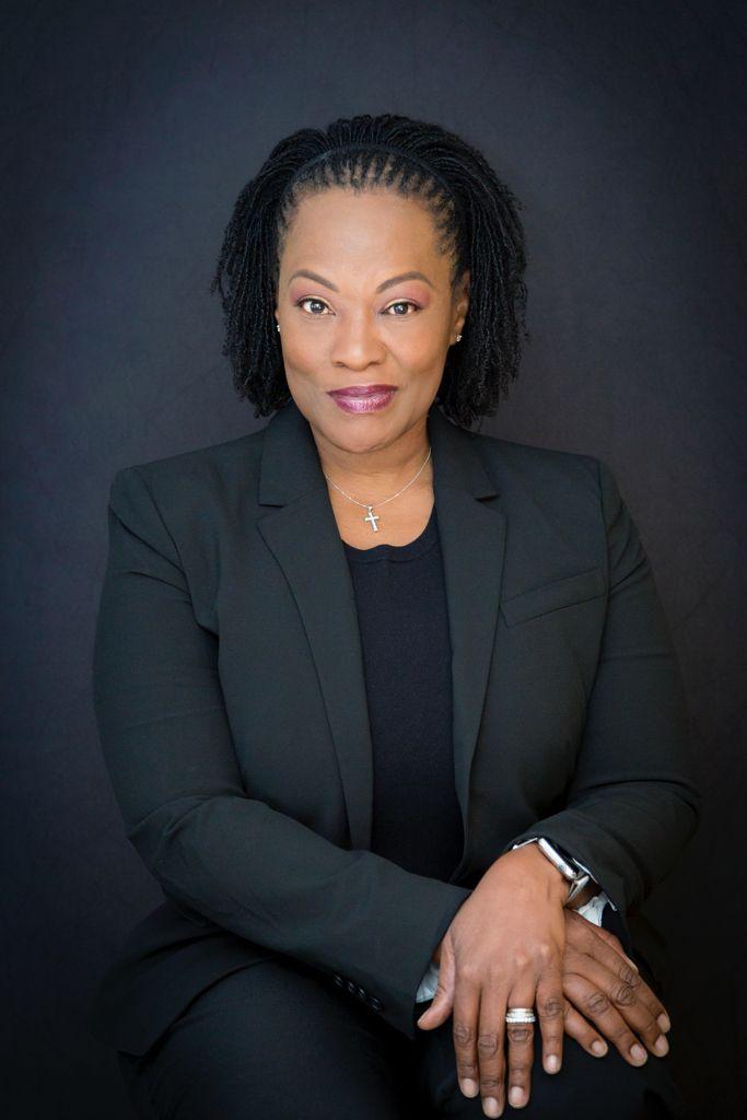 actor Sabrina Mayfield large photo