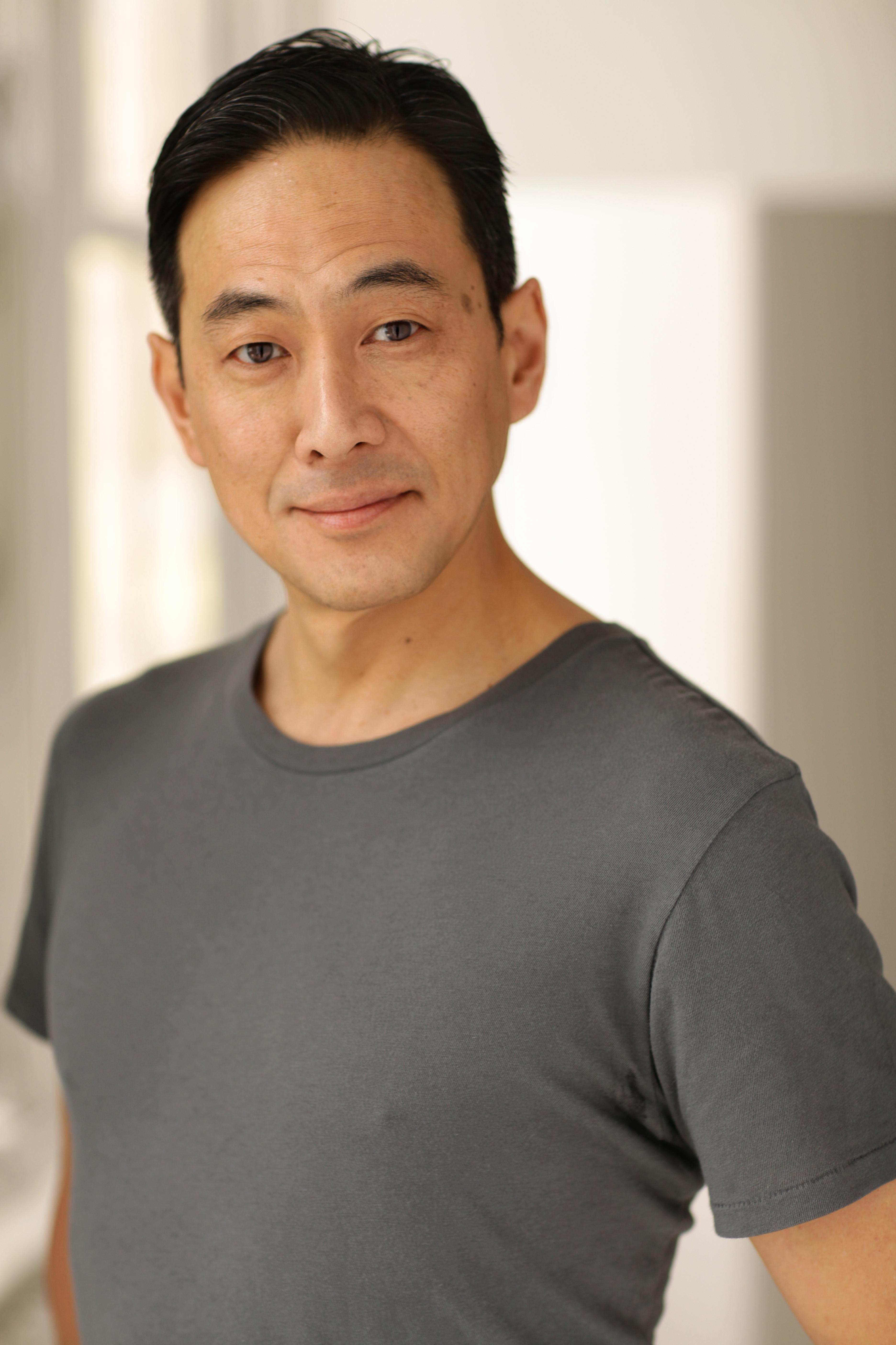 actor Paul Juhn large photo
