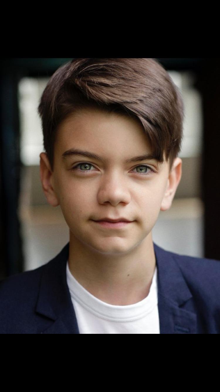 actor Milo Parker large photo