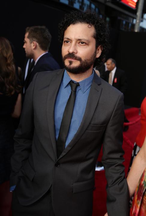 actor Michael Ray Escamilla large photo