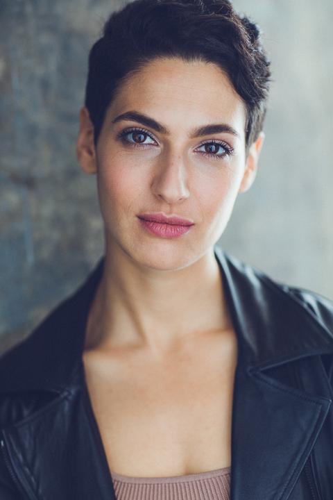 actor Sophia Blum large photo