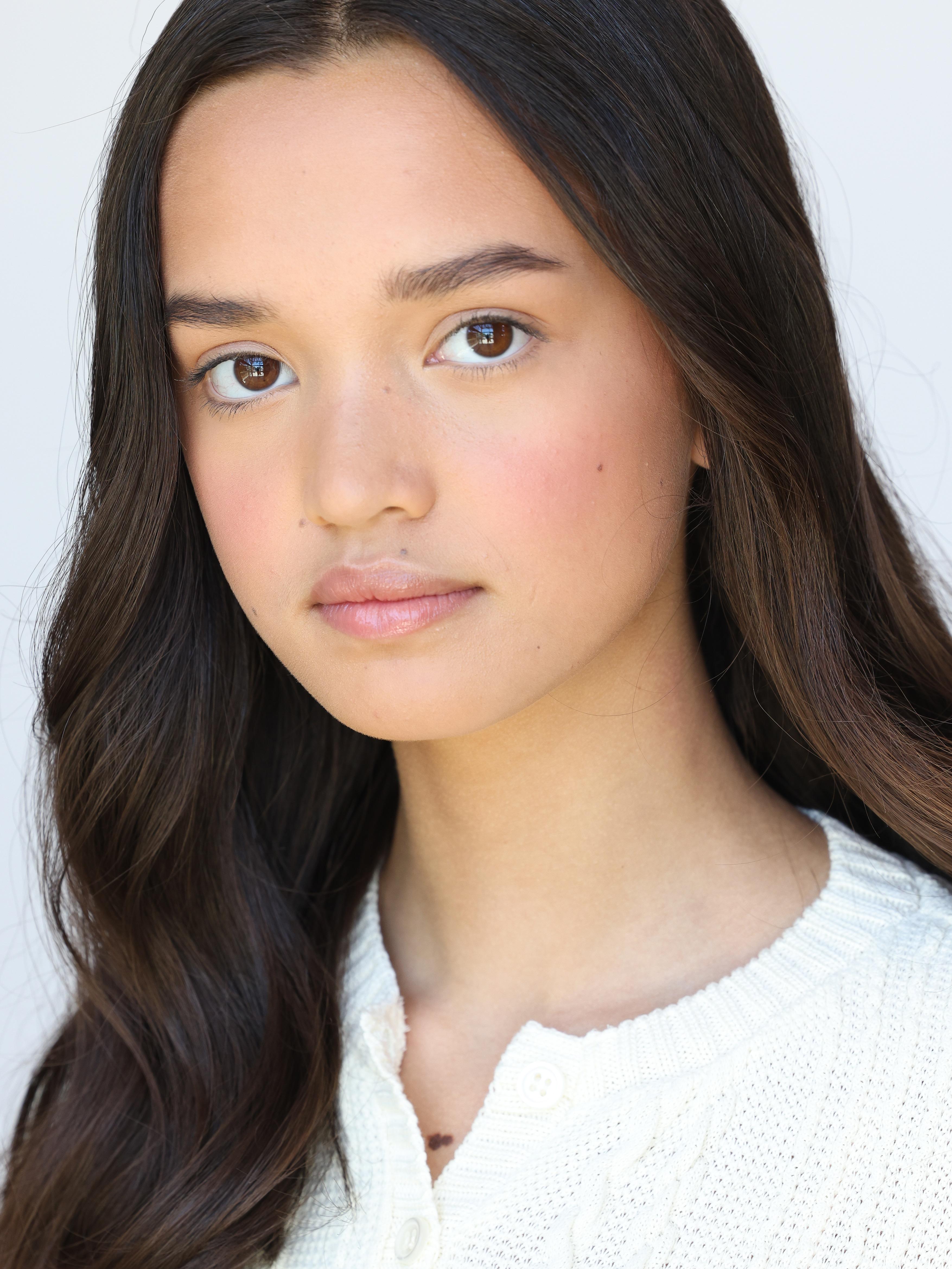 actor Sophia Hammons large photo