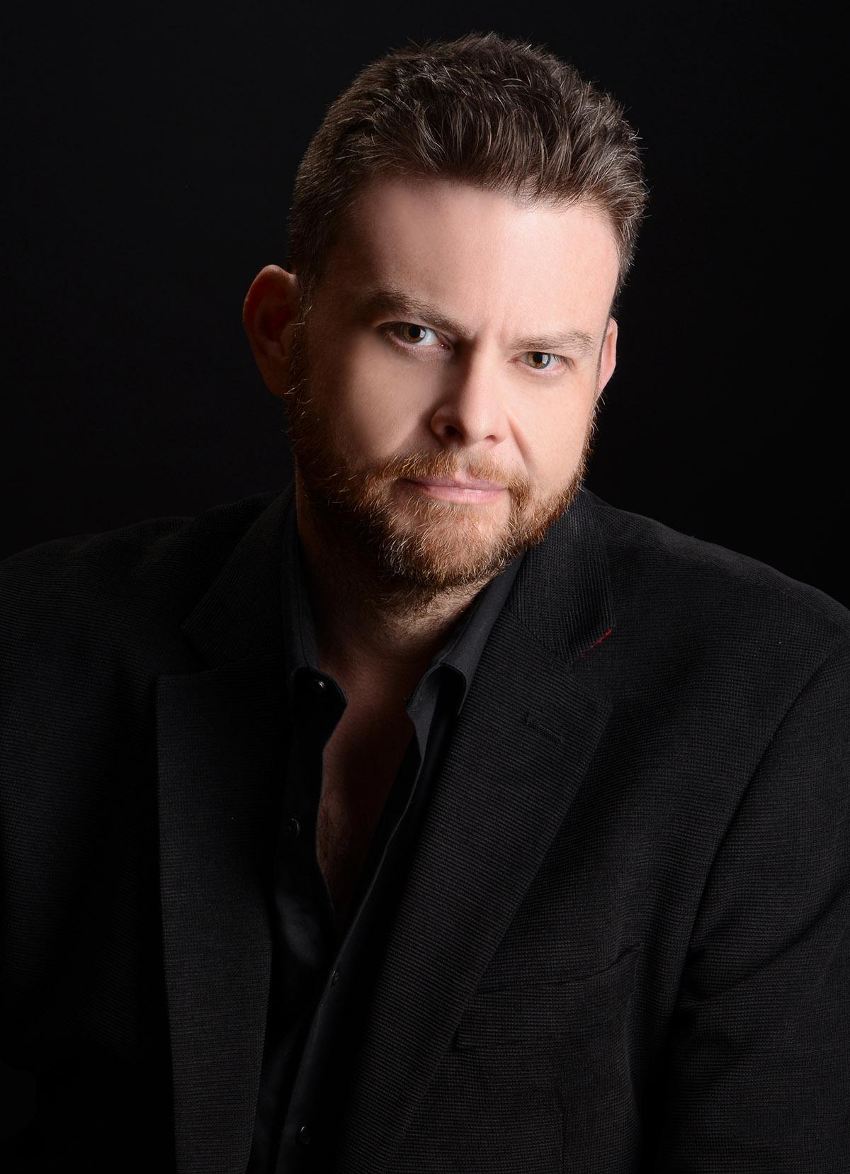 actor Buzz Blackburn large photo