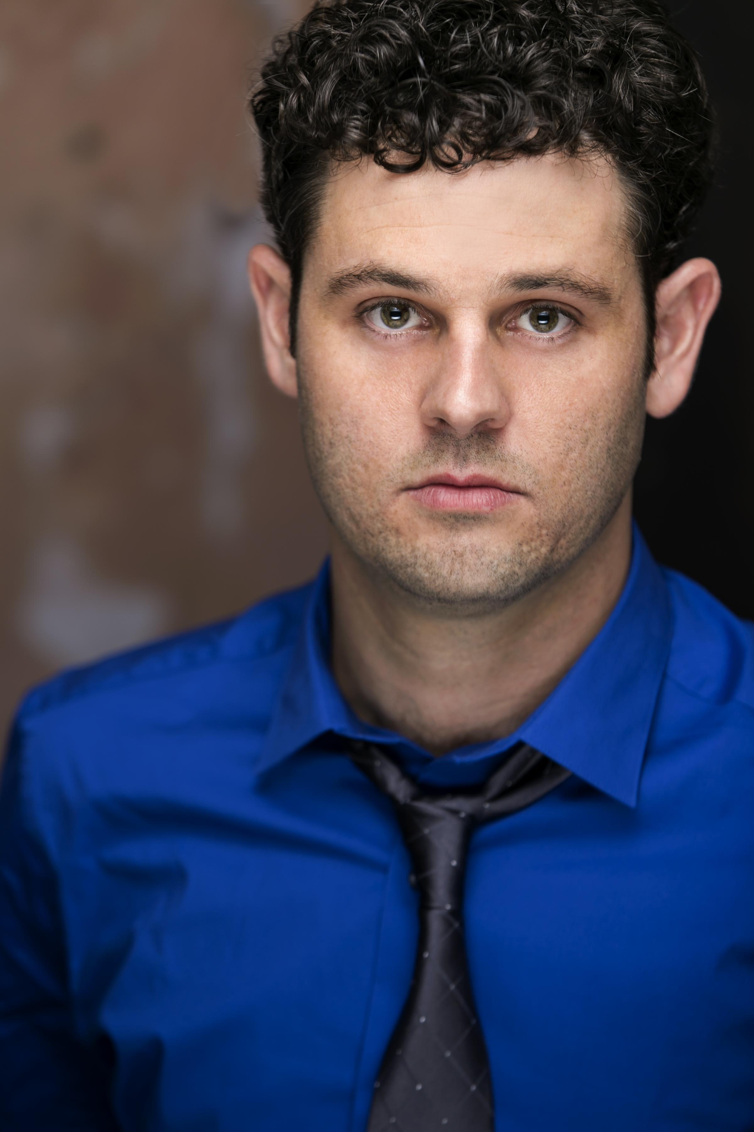 actor Daryn Kahn large photo