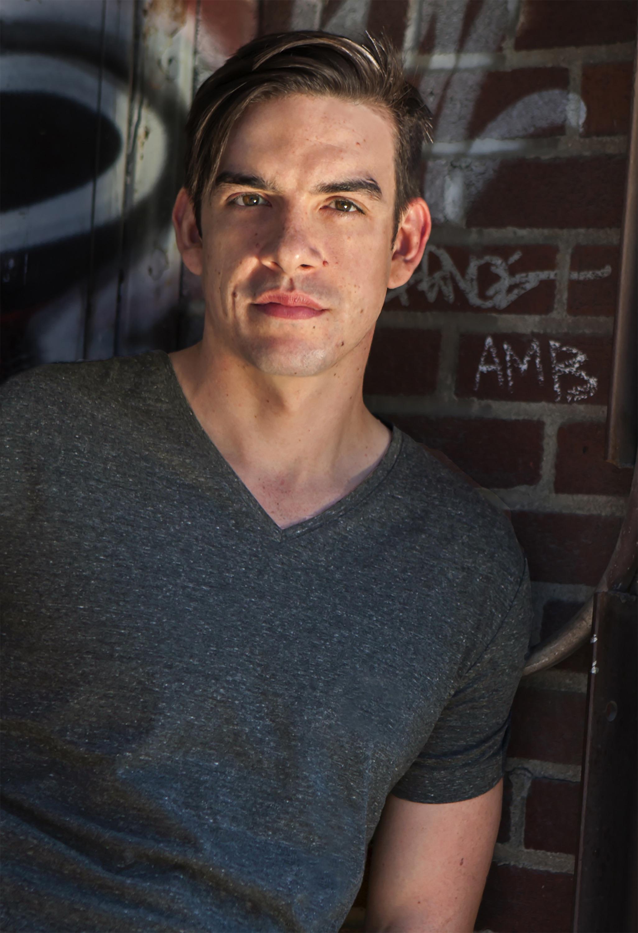 actor Bobby Moreno large photo