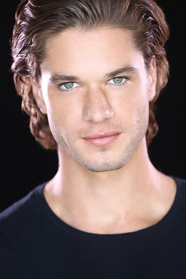 actor Kenny Resch large photo