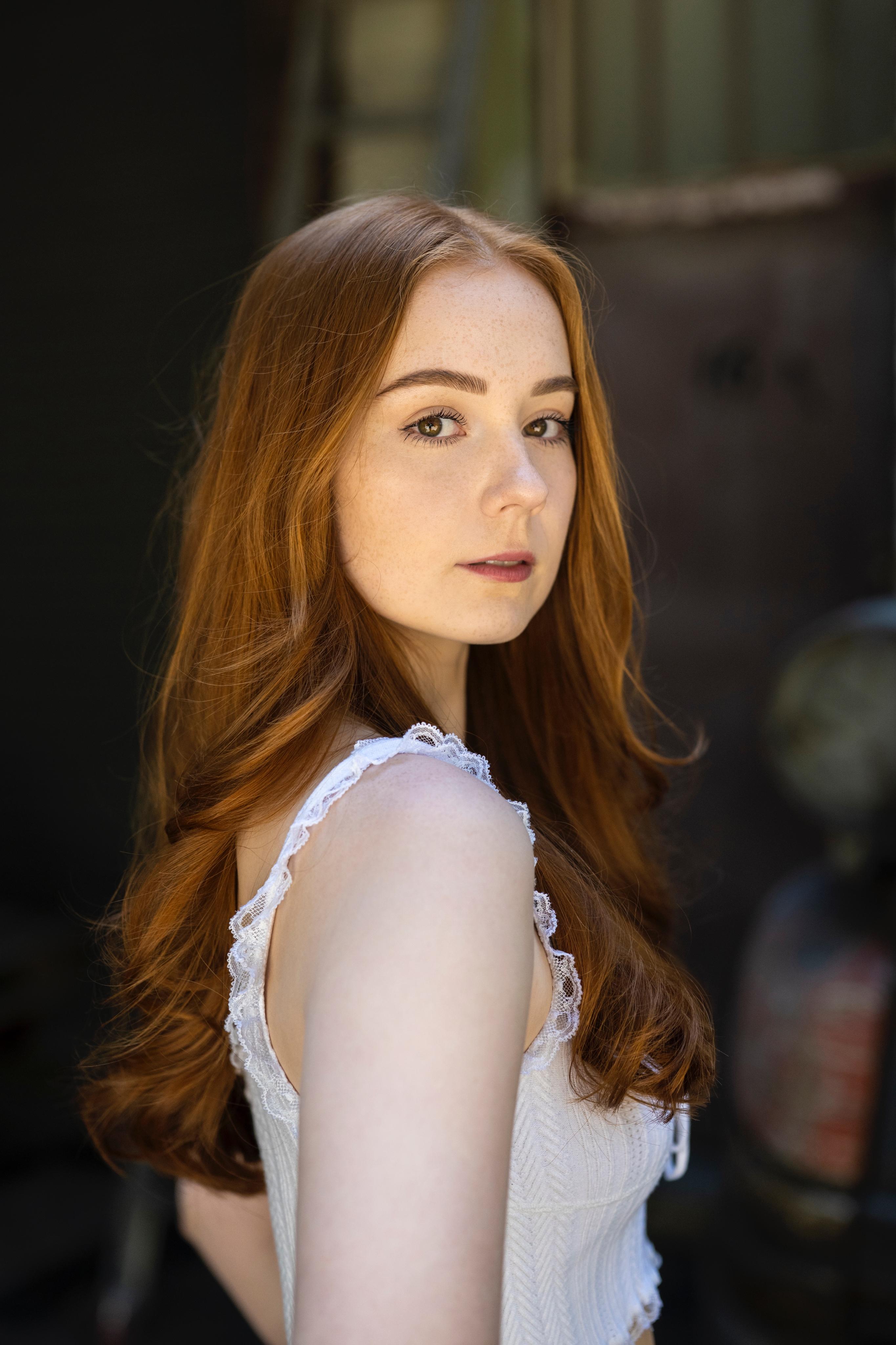 actor Ashleigh Ross large photo