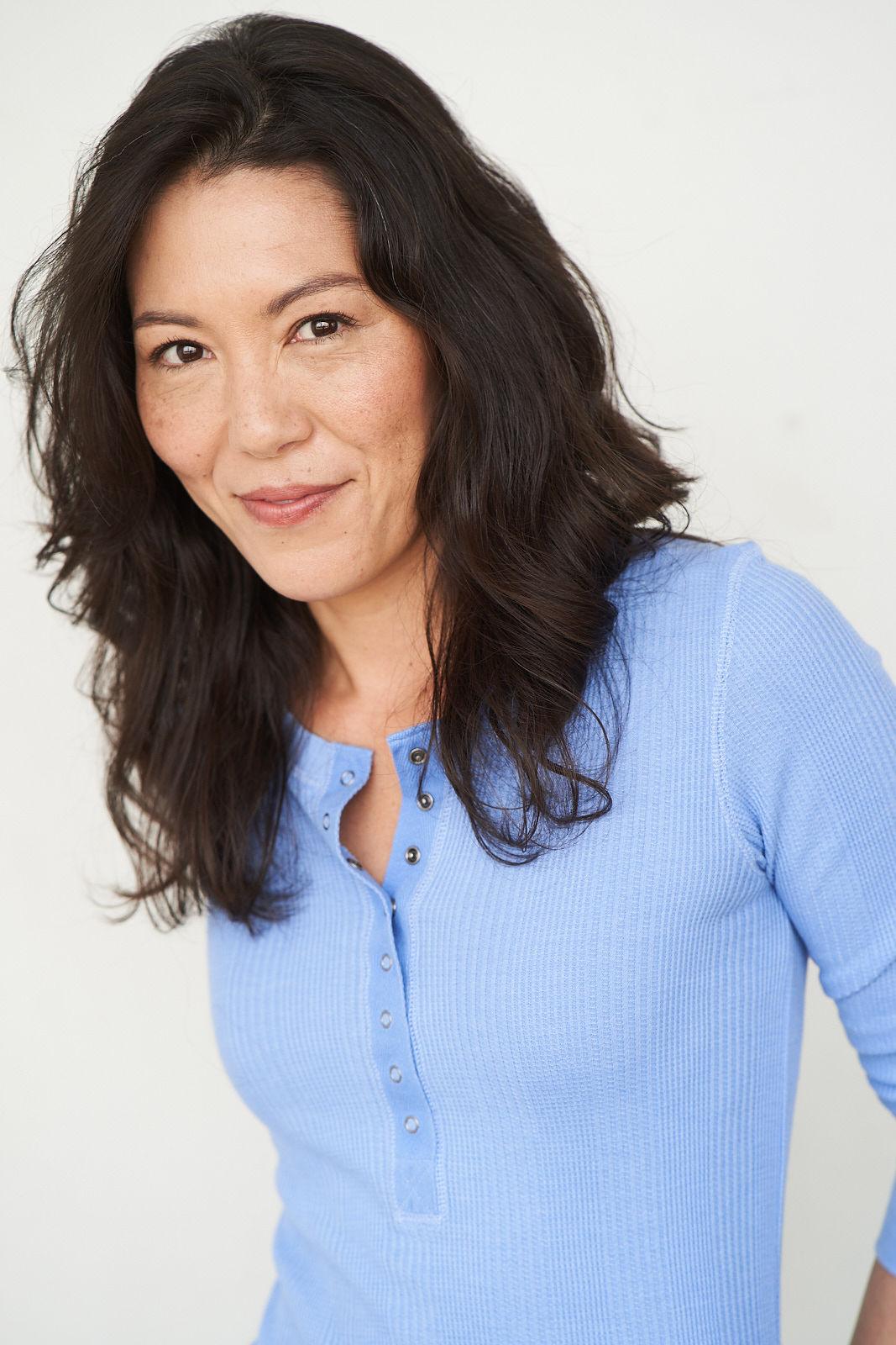 actor Carie Kawa large photo