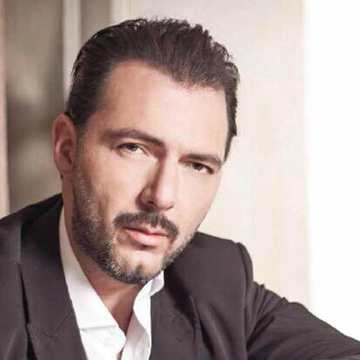 actor Rodrigo Abed large photo