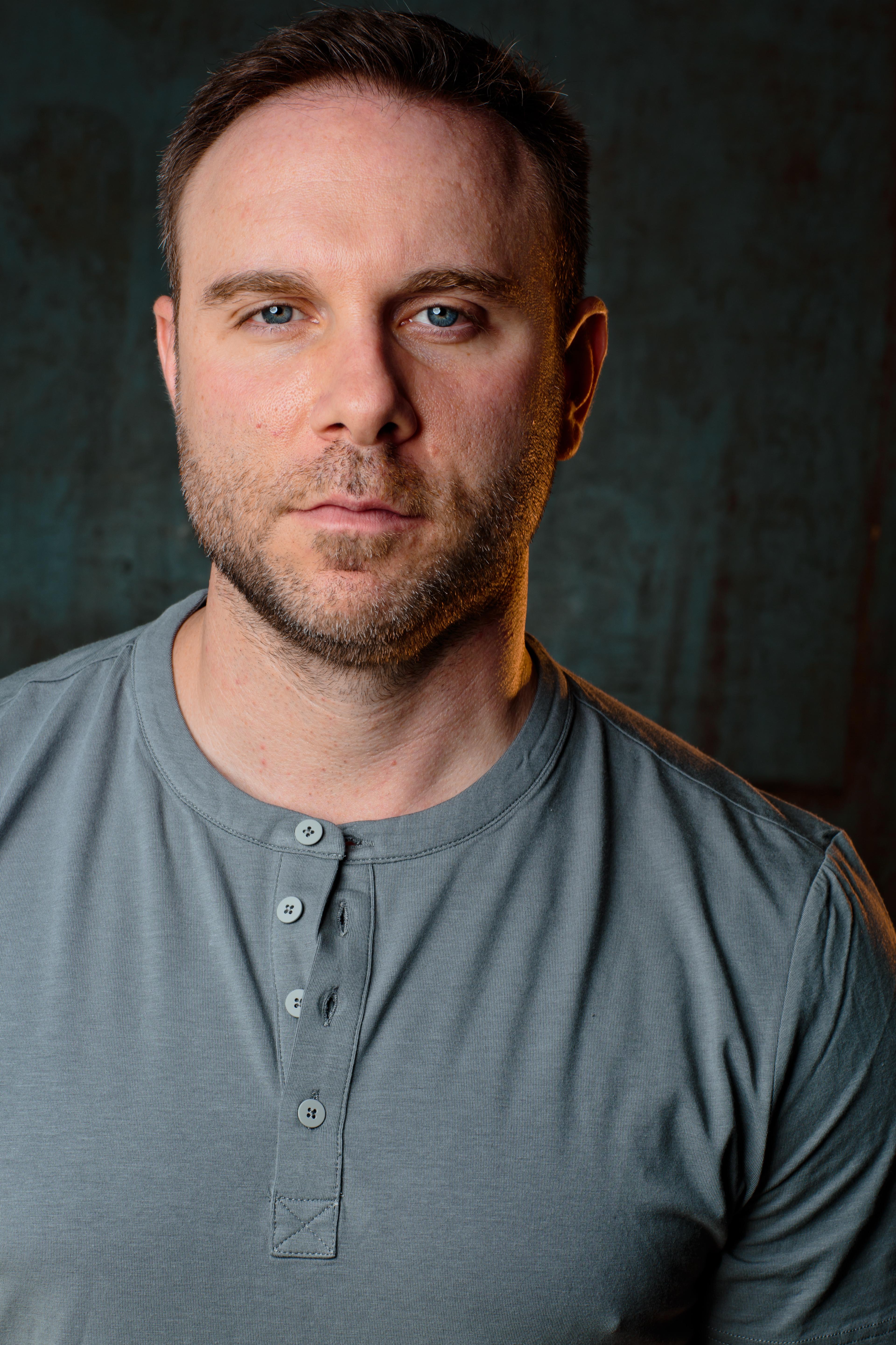 actor Bryan Kaplan large photo