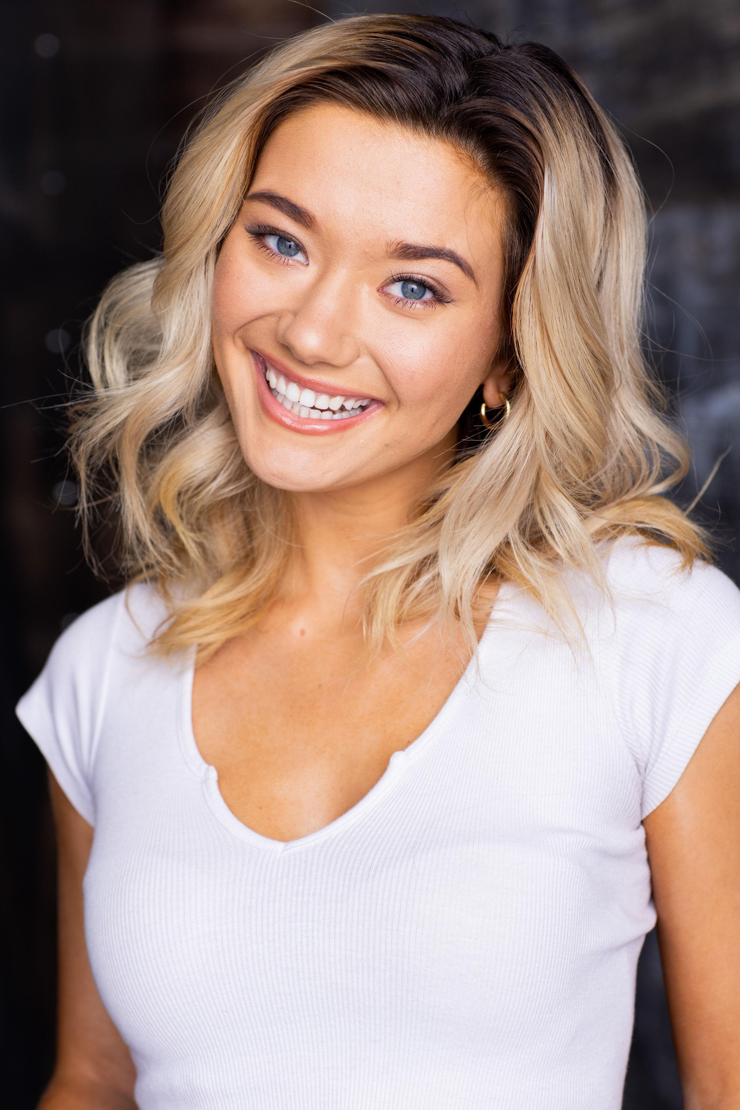 actor Natalie Schneider large photo