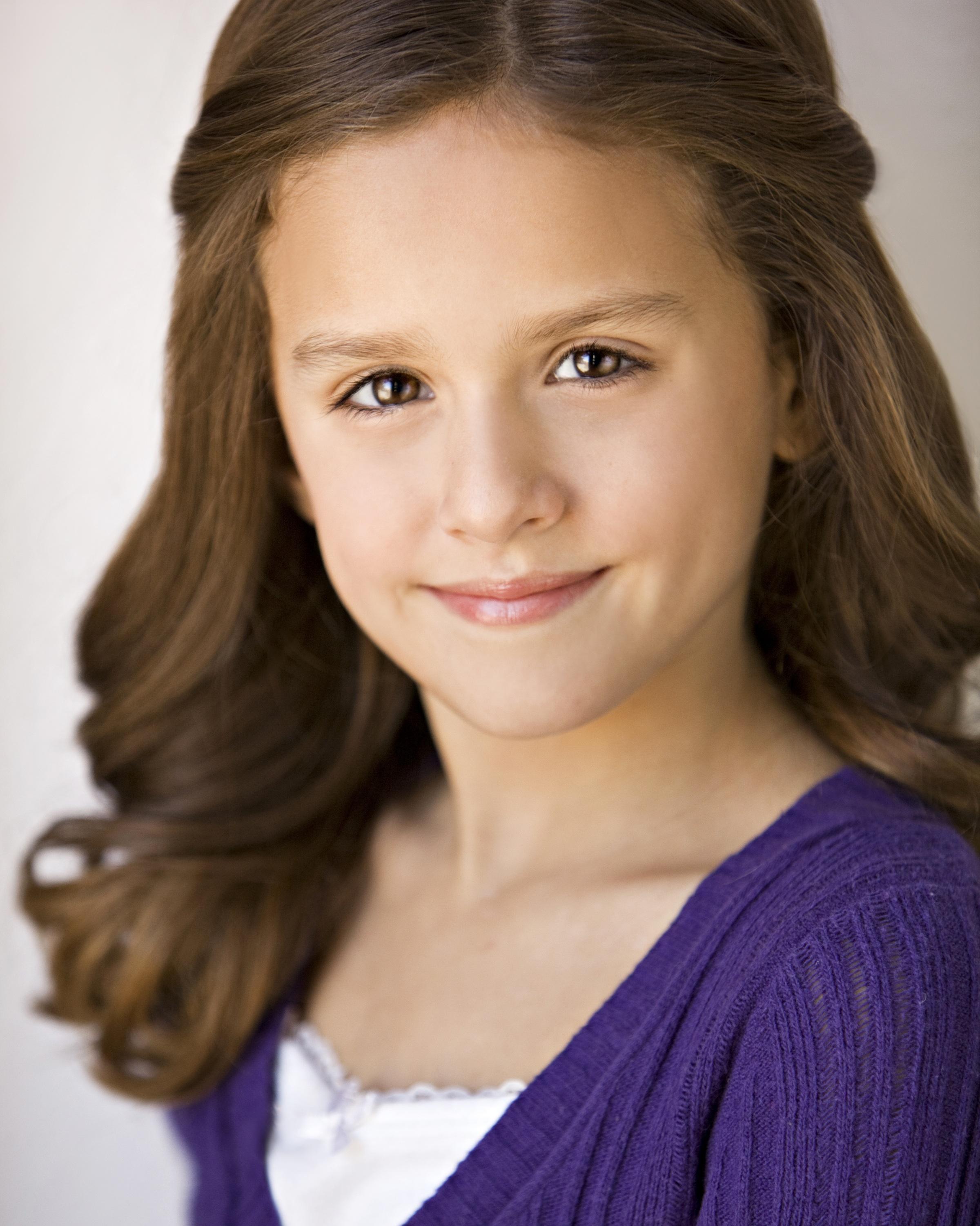 actor Catie Duff large photo