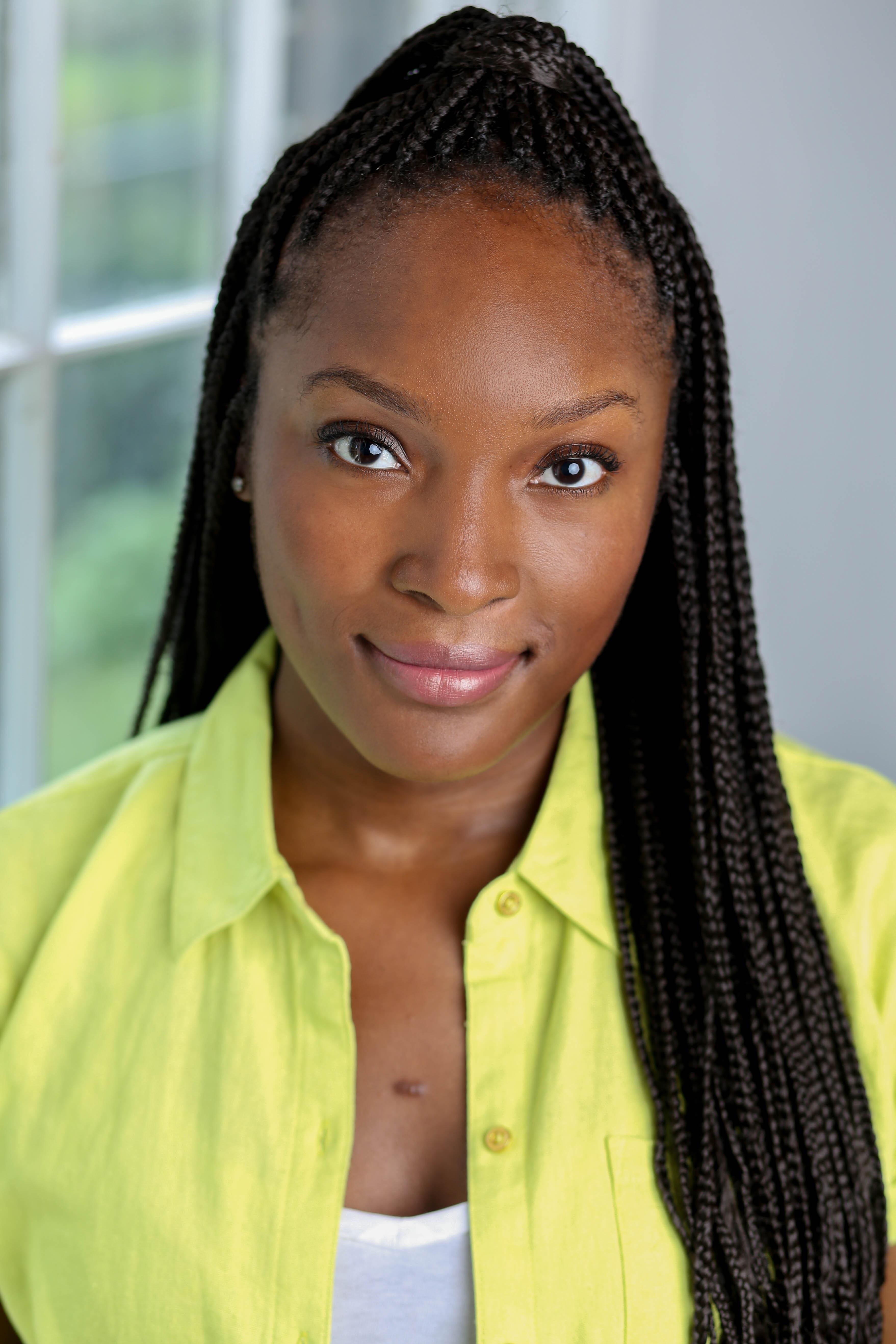 actor Carmen Alexis large photo