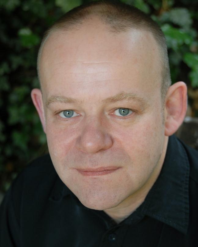 actor Huw Higginson large photo