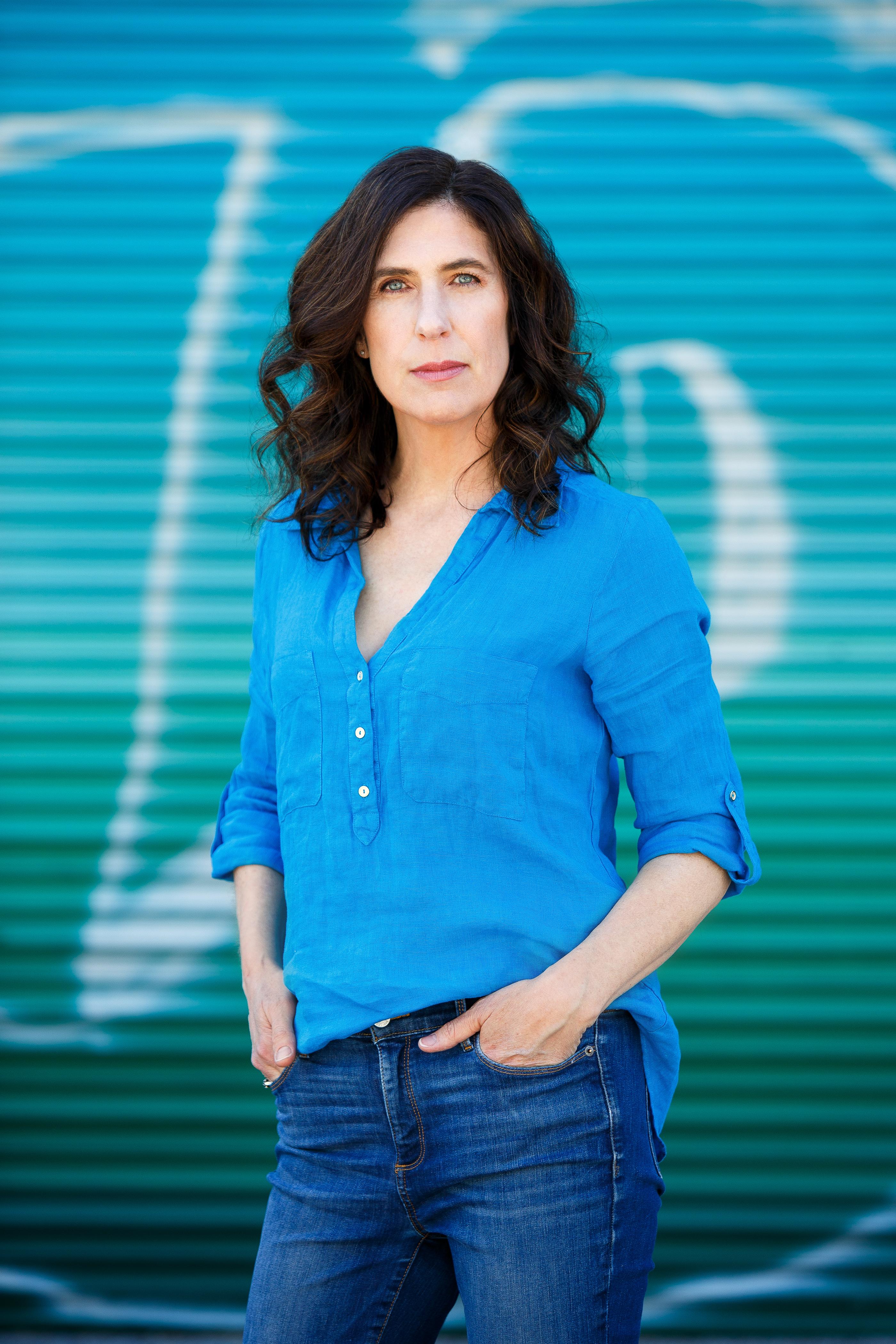 actor Teresa Pavlinek large photo