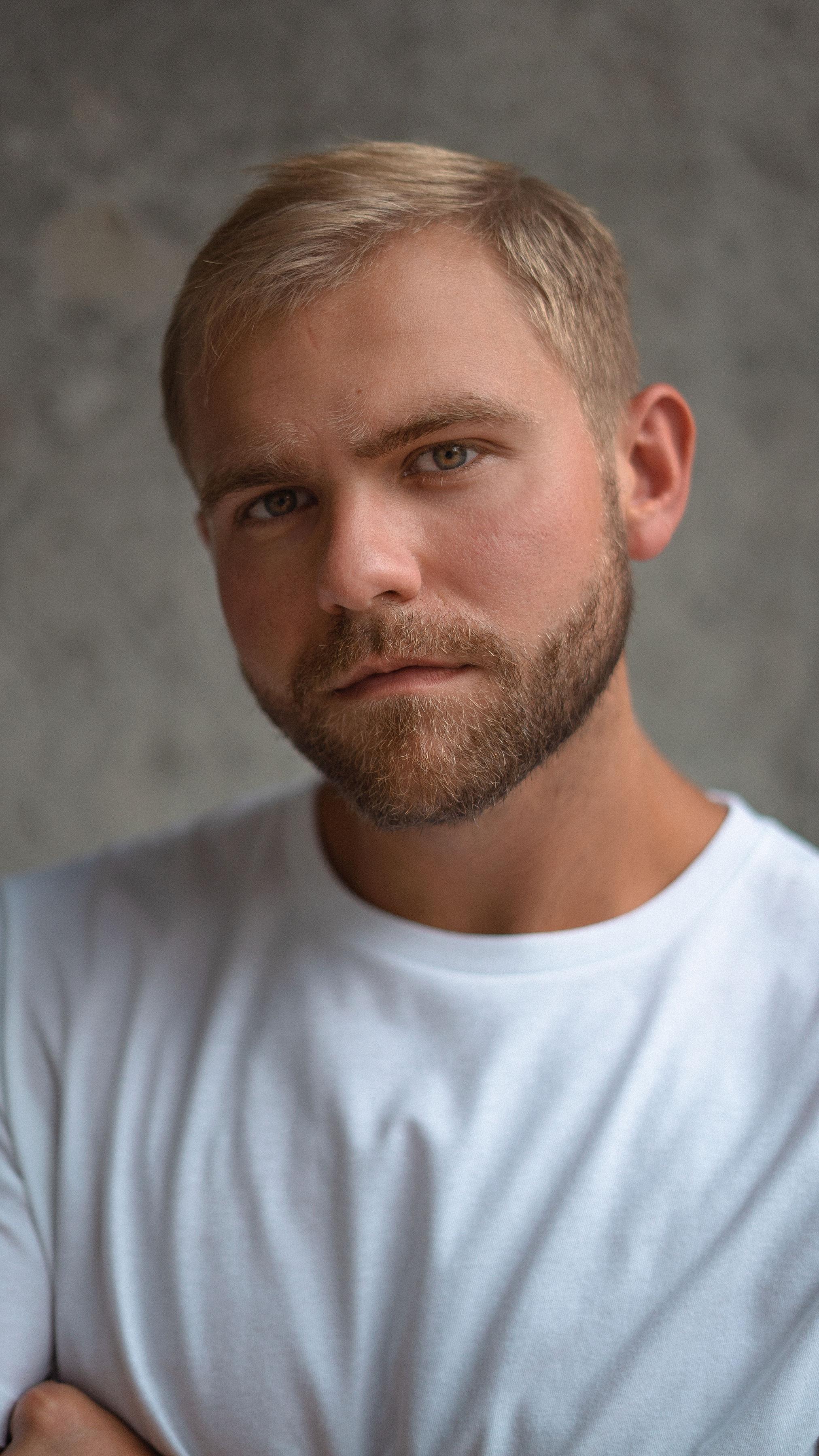 actor Lane Alexander large photo