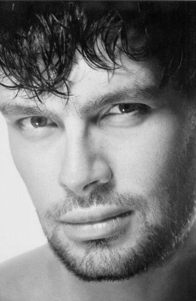 actor Kian O'Grady large photo