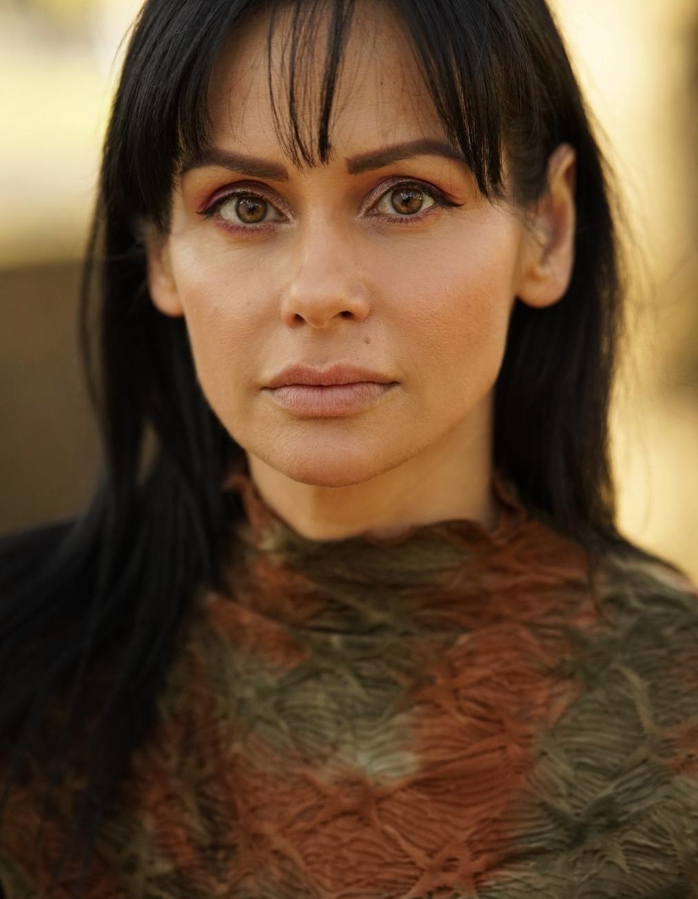 actor Yazmeen Baker large photo