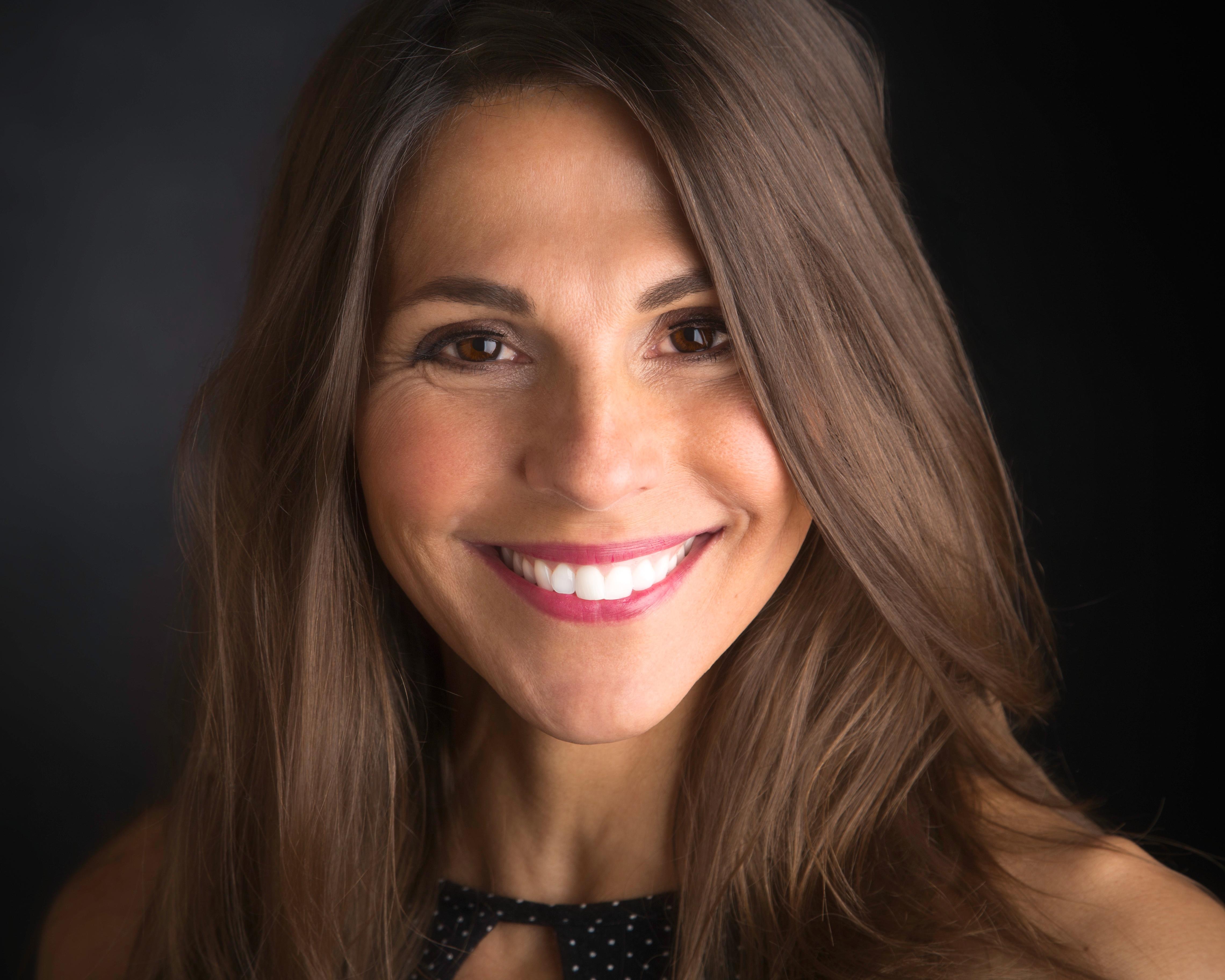 actor Annalese Poorman large photo