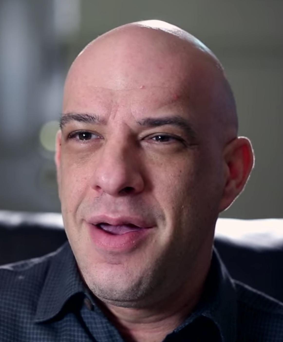 actor Scott M. Burnstein large photo