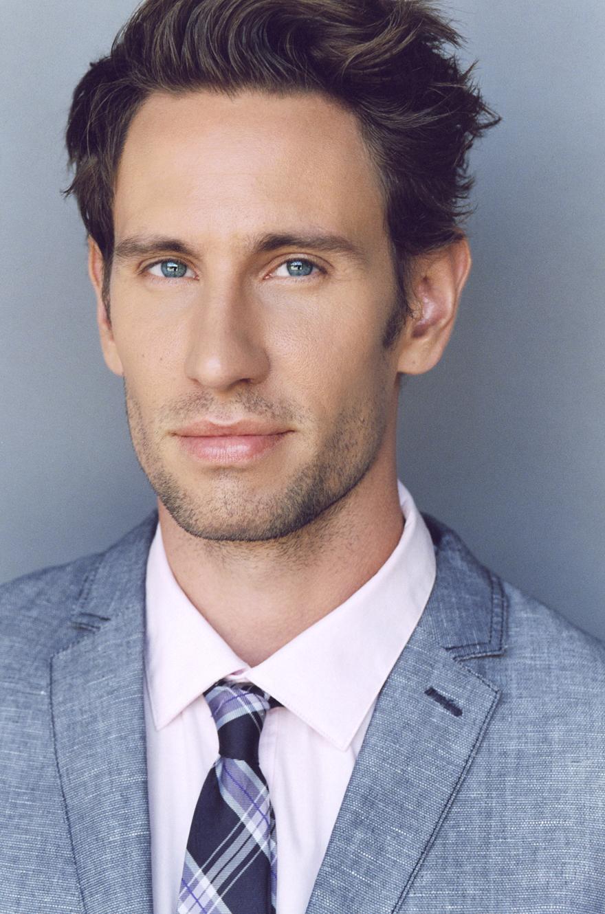 actor Alex Klein large photo