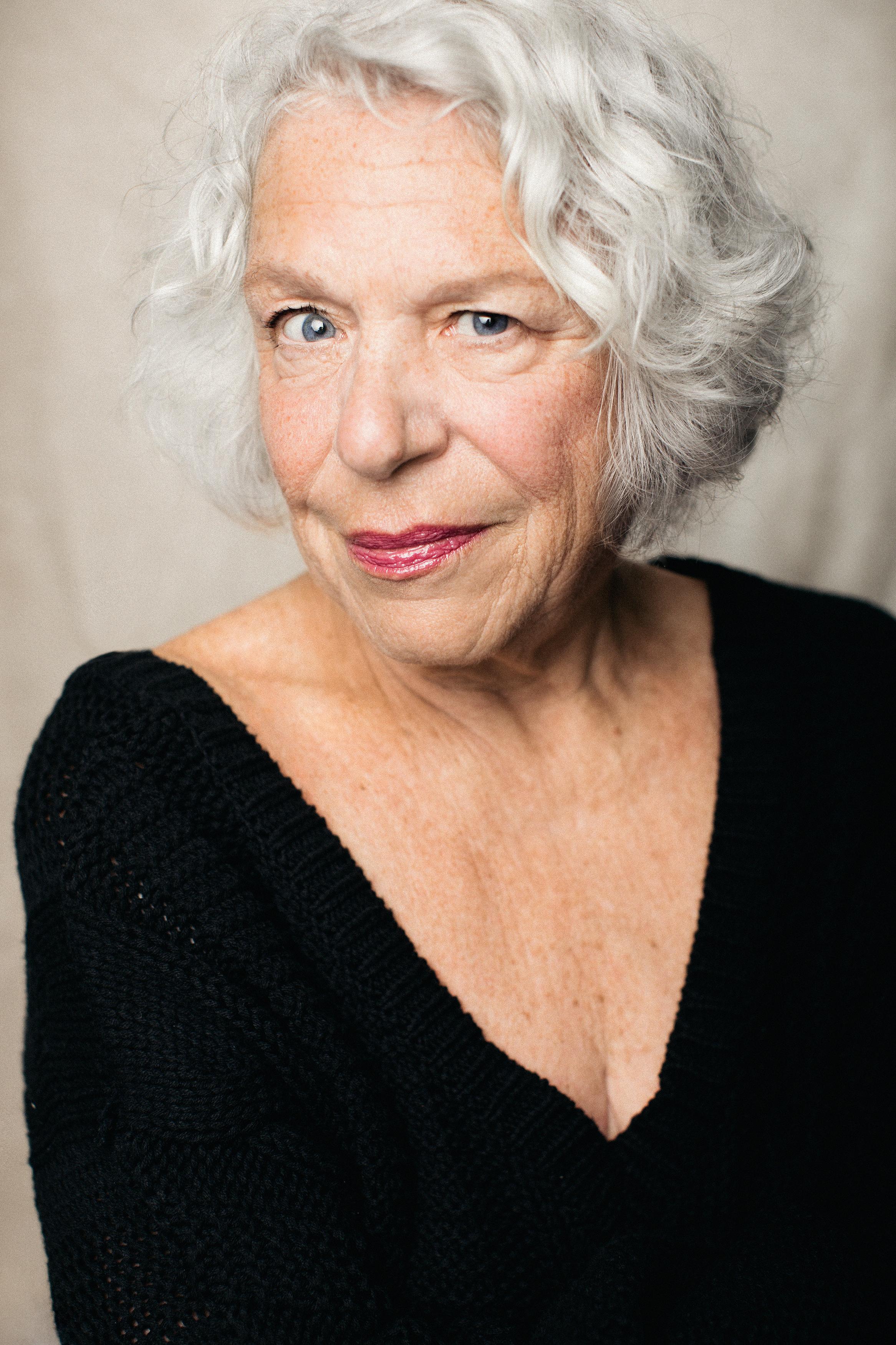 actor Bari Hyman large photo