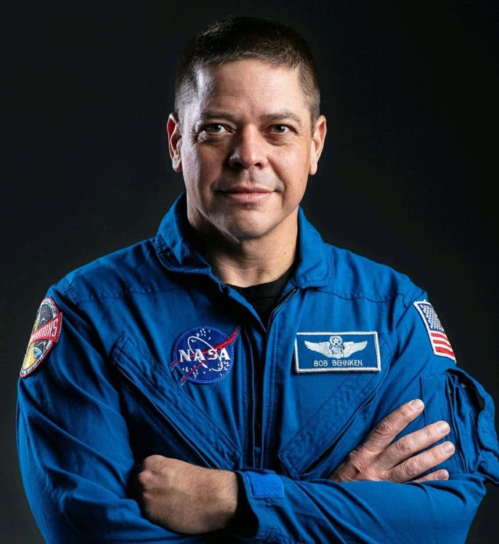 actor Bob Behnken large photo