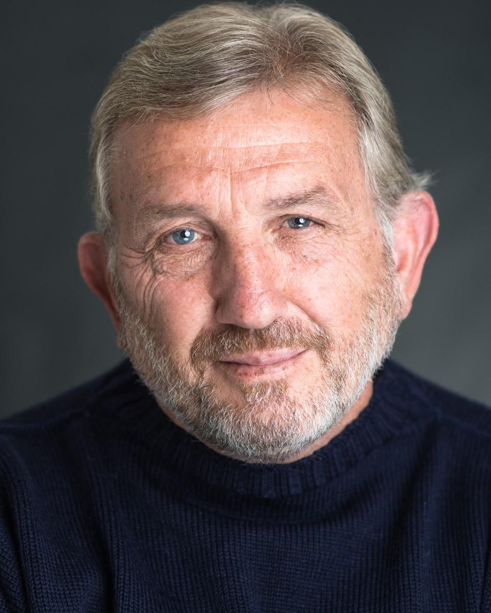 actor Jim Main large photo