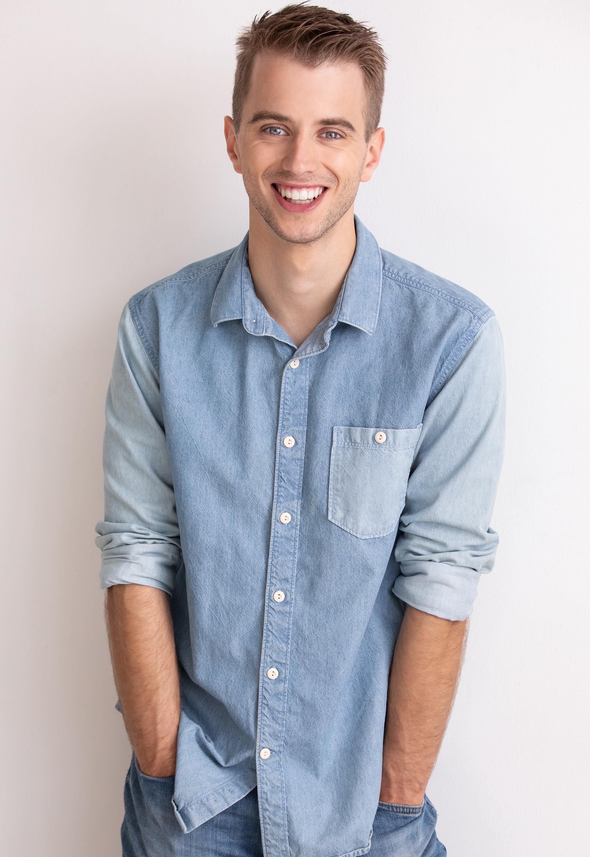 actor Eric Fleising large photo