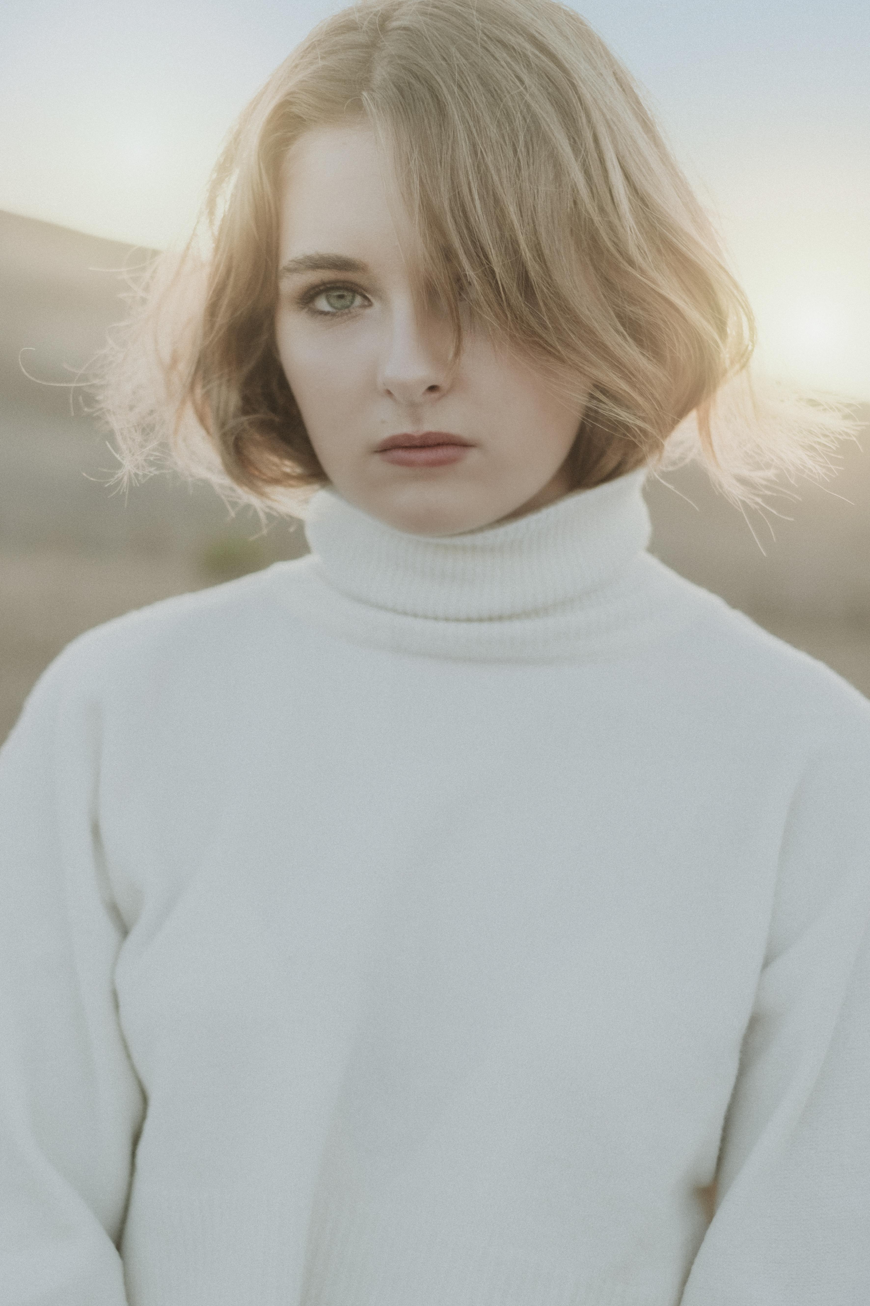 actor Isabella Kai large photo