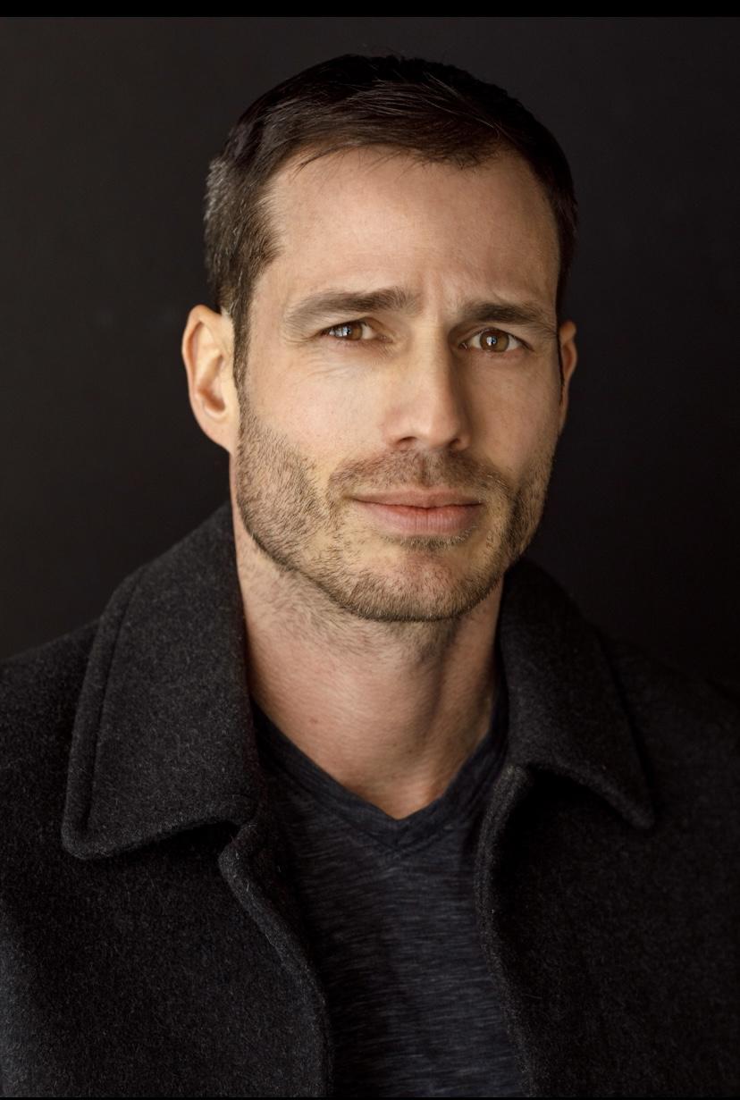 actor Ben Vazquez large photo