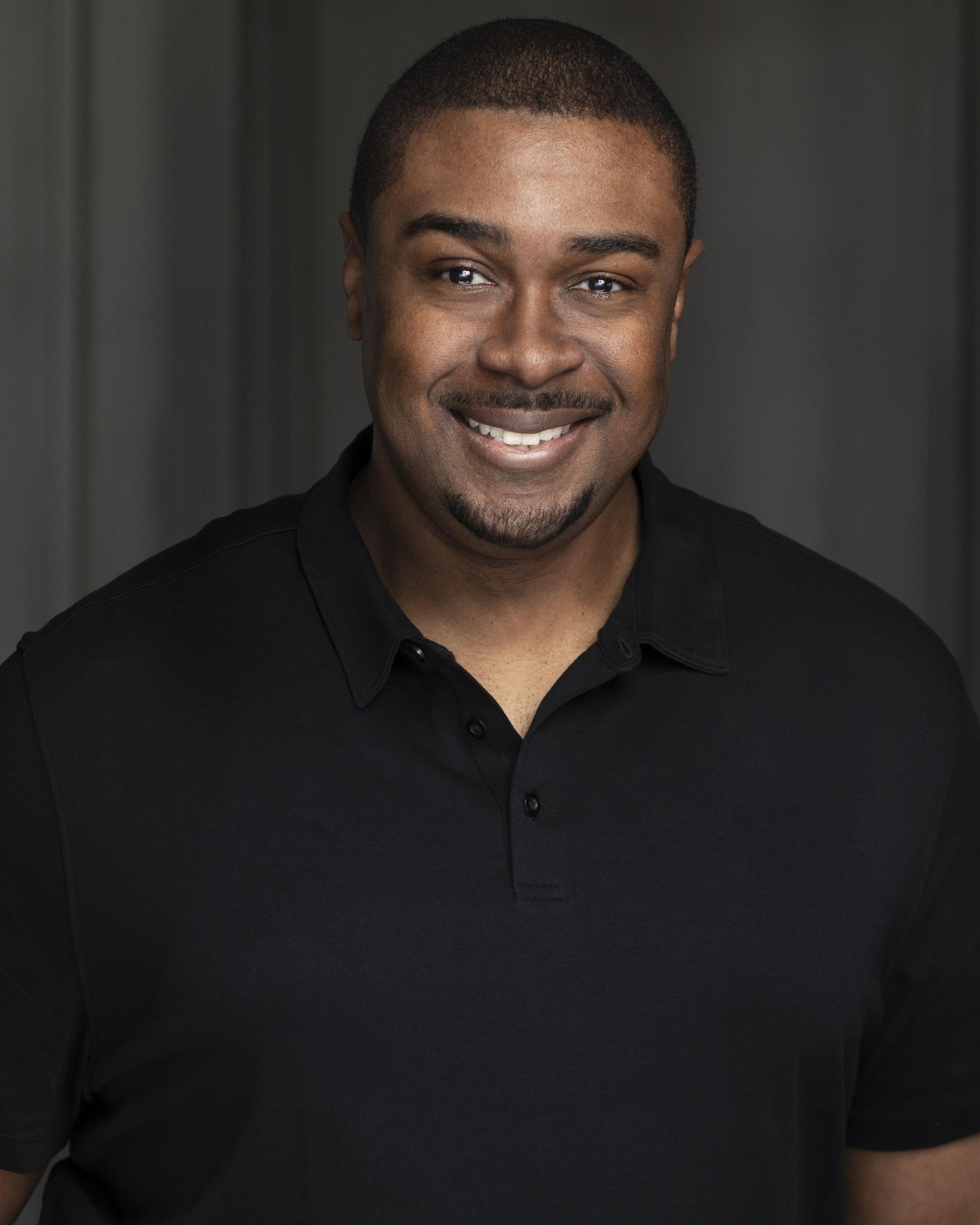 actor Kyle Clarington large photo