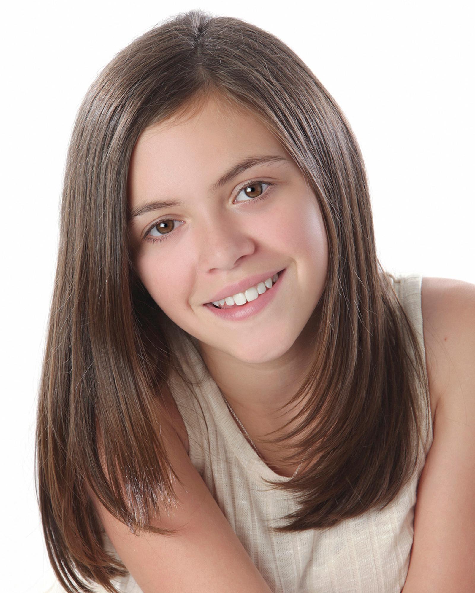 actor Lauren Hudson large photo