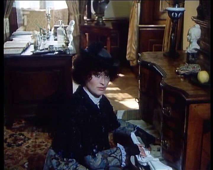 actor Valérie Zawadská large photo