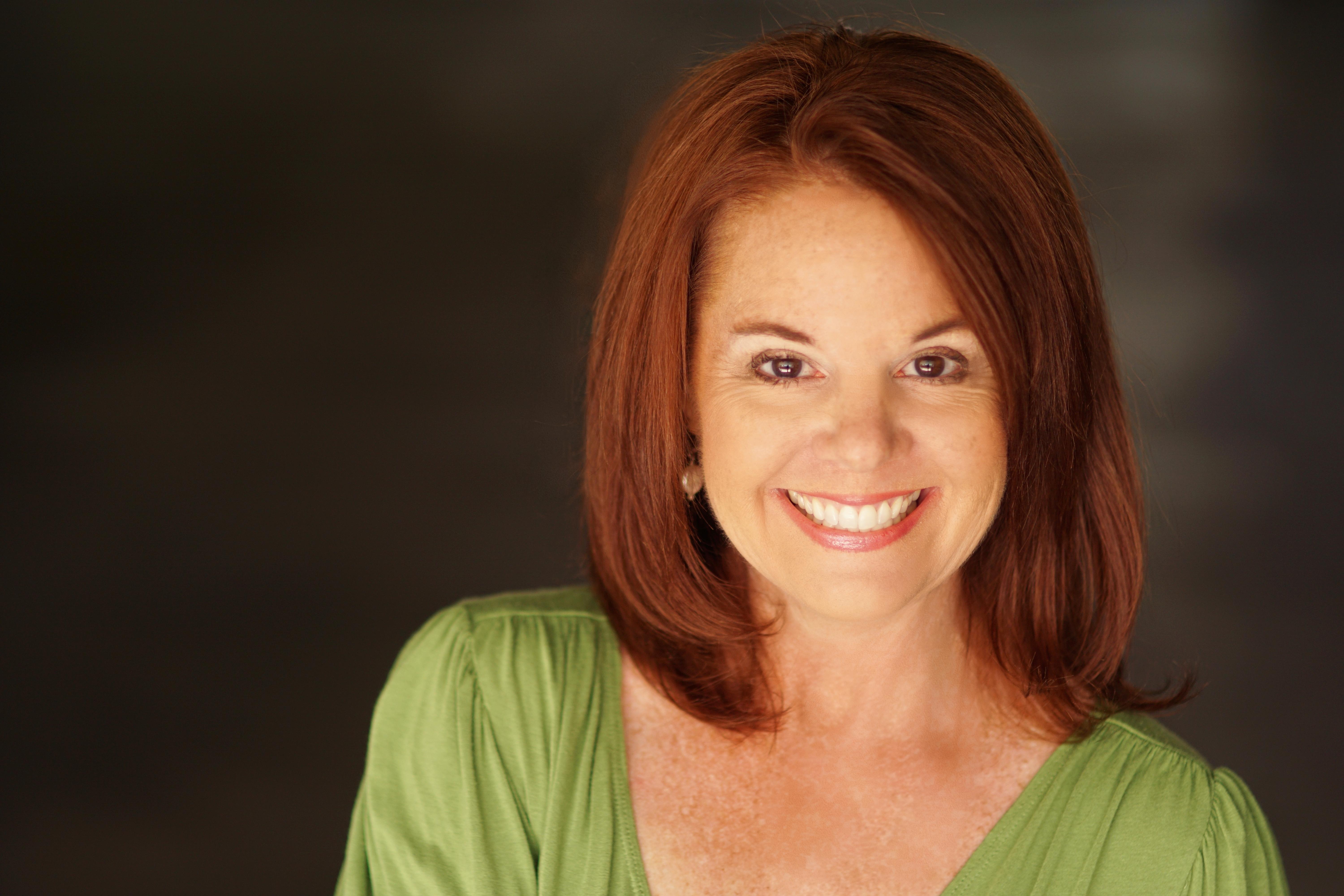 actor Meg Lagares large photo