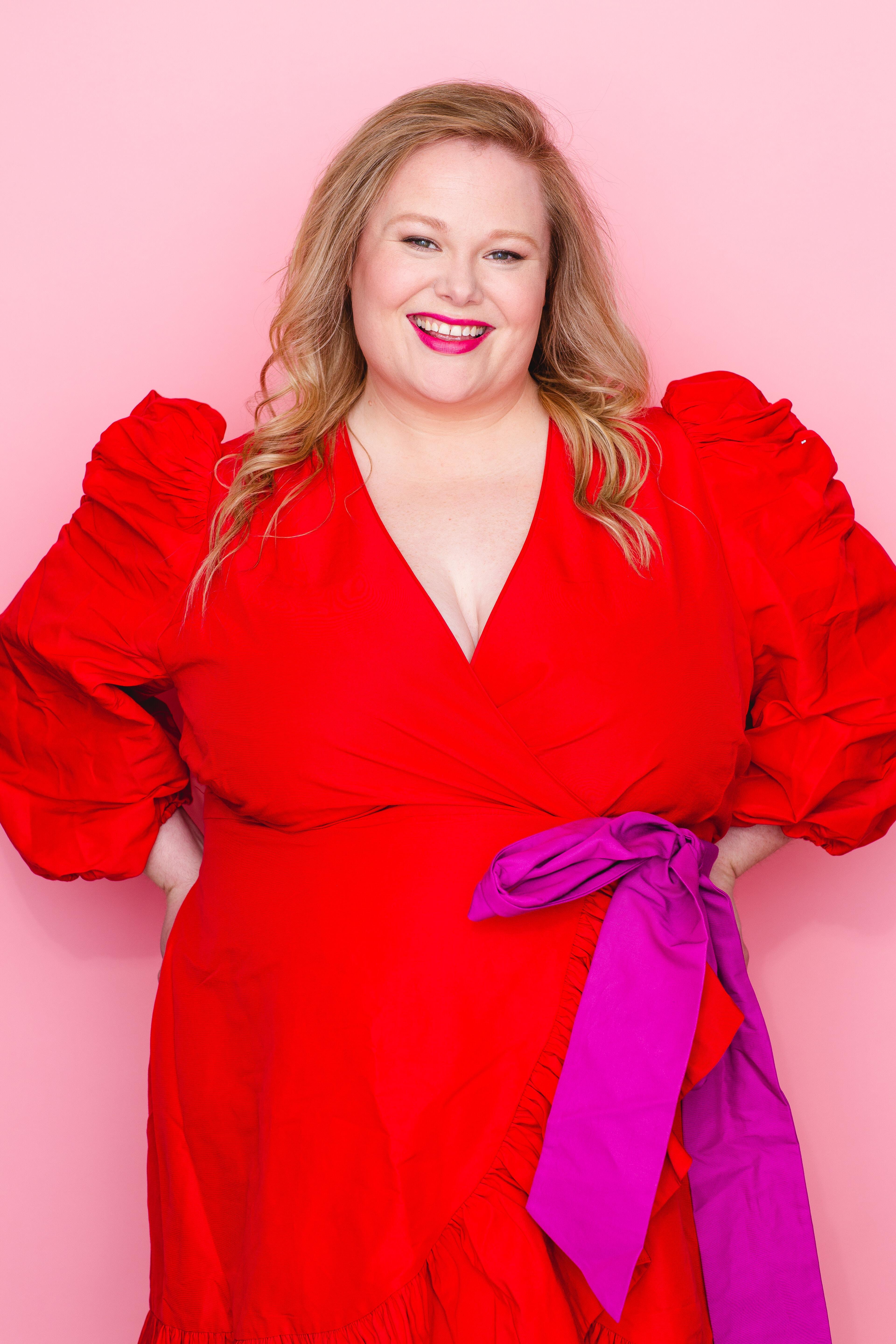 actor Jen Ponton large photo