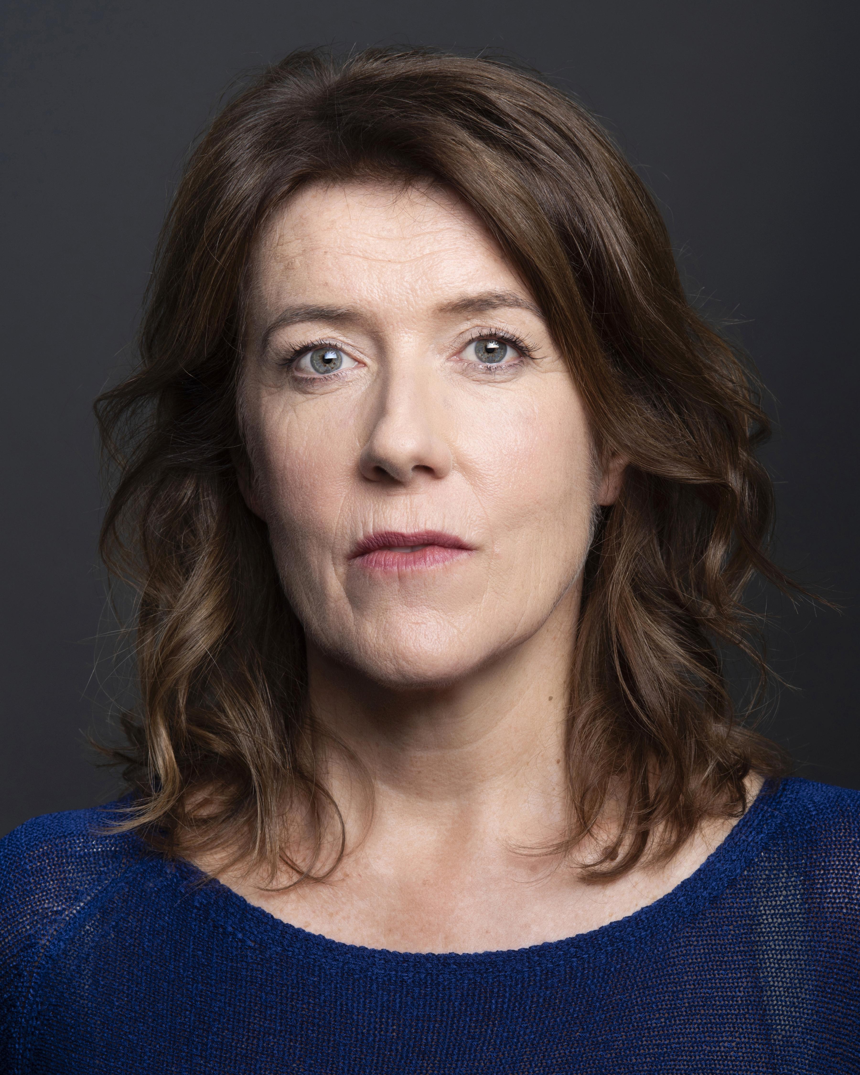 actor Emily Swain large photo