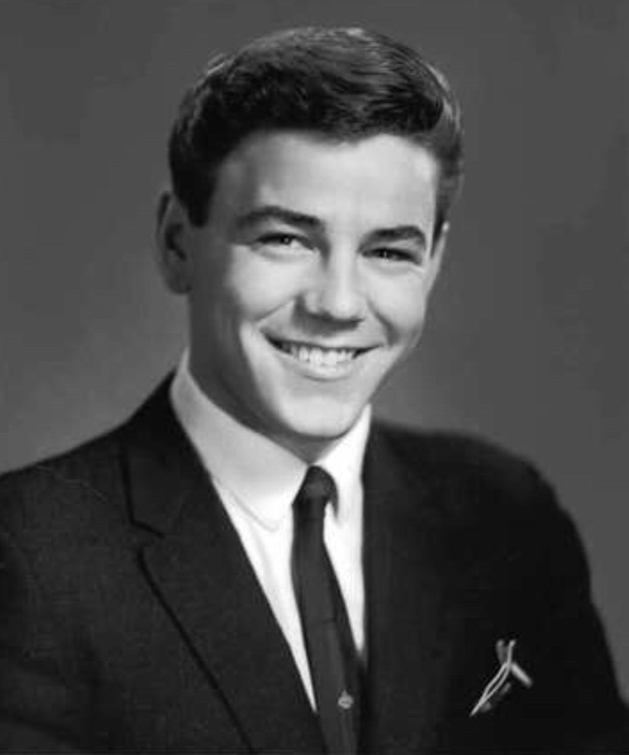 actor Daniel Truhitte large photo