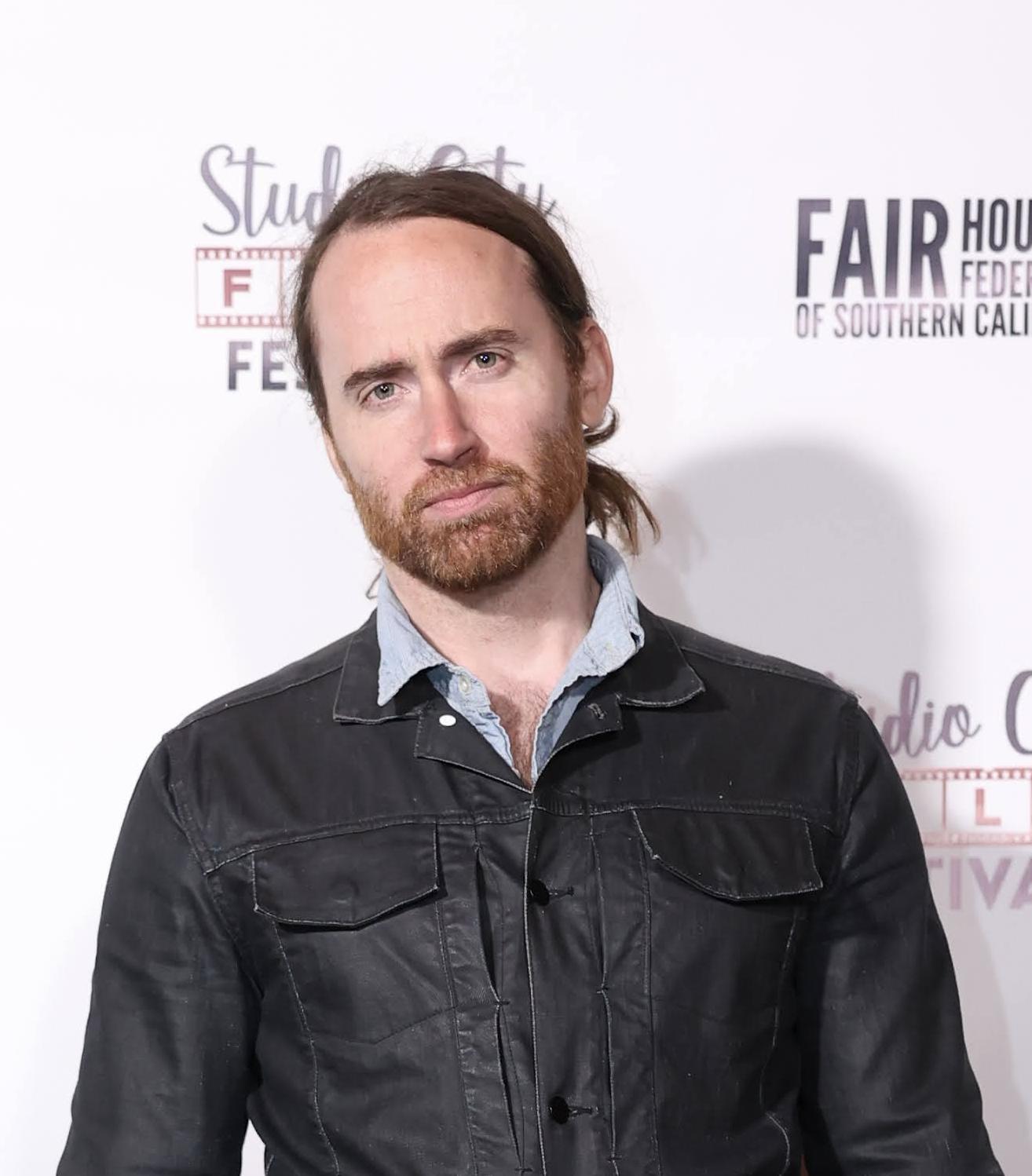 actor Robert Brettenaugh large photo